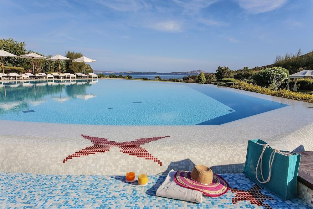 L'Ea Bianca Luxury Resort Бая Сардиния Екстериор снимка